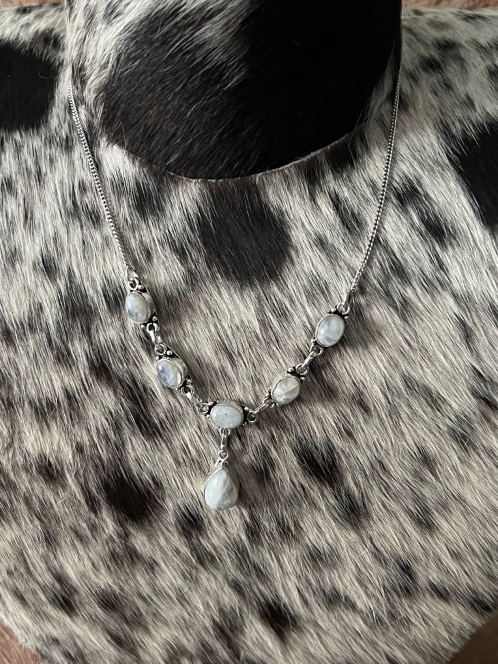 Sterling Silver Moonstone drop necklace - Picture 2 of 6